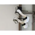 Escarpins plateforme en cuir verni noir et blanc, sandales talons aiguilles avec bride. - 34 / Blanc