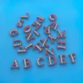Breloques de lettres strass 8mm colorées accessoires bijoux DIY pour bracelet collier porte-clés. - Rouge (Sélection par Note)
