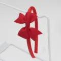 Serre-tête rouge avec nœud en ruban grosgrain vue détaillée montrant le joli design texturé. - Serre-Tête Nœud / Rouge (20#)