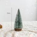 Mini albero di Natale decorazione da tavolo con base in legno ed effetto neve, altezza 15cm. - Stile 1 / 15cm