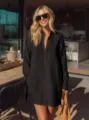 Robe chemise ample noire à manches longues et col henley pour femme en vacances et quotidien. - S / Noir