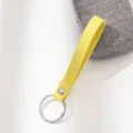 Llavero de cuero amarillo con anillo de metal, diseño minimalista elegante para bolsos y llaves. - Amarillo