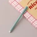 Lichtgroene inktloze eeuwige potlood, puntloos studenten schrijf- en tekenstift voor tekenen. - Groen