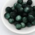 Perles rondes mates en oeil de chat givre pour fabrication de bijoux bracelets DIY faits main. - Vert Foncé Mat