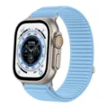 Kompatible Smartwatch mit hellblauem alpine loop Uhrenarmband und digitalem Display. - 38/40/41mm / 09# Inselblau