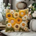 Primer plano de la funda de cojín con girasol bordado en 3D y detalles florales muy exquisitos. - Estilo 4 / 45*45cm (Felpa Corta)