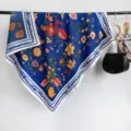 90cm blauwe bloemen imitatie zijde sjaal, elegante botanische print dames shawl. - RY-03