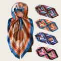 Seidenes Quadratische Tuch Variante mit elegantem geometrischem Print und stilvollem Design. - 029 Zweigfarben von oben nach unten Anmerkungen-1-2-3-4