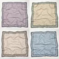 Pañuelo cuadrado tacto seda con diseño floral fresco y cuadrícula. Varios colores. - RY-54