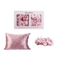 Set 2 pezzi federa e scrunchie per capelli in raso con stampa leopardata rosa per uso domestico. - Leopardo Rosa / Elastico + Federa Set da 2 Pezzi Inscatolato
