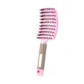 Spazzola per capelli ricurva rosa con setole di cinghiale, pettine massaggiante per styling quotidiano. - Rosa con piume