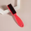 Spazzola per capelli rossa con setole morbide per la pulizia e lo styling quotidiano. - Manico Rosso Setole Nere