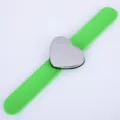 Groen magnetisch siliconen polsbandje haarklemhouder hartvorm salon styling tool - Transparante OPP-zakverpakking / Groen