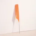 Pettine per tintura arancione con coda metallica, strumento di styling professionale in plastica. - Arancione