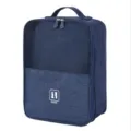 Tragbare Reise-Schuhtasche aus dunkelblauem kationischem Stoff mit praktischem Mesh-Deckel. - Marineblau