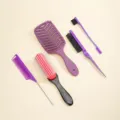 Set de cepillos de pelo profesionales con varios peines de estilismo en color morado. - Set de 5 piezas / Púrpura
