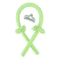 Set arricciacapelli senza calore in raso verde chiaro con scrunchies e molletta per capelli. - Set da 4 Pezzi (Asta + 2 Elastici + 1 Molletta) / Verde fluorescente
