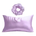 Federa per cuscino in raso di seta lilla chiaro e scrunchie coordinato per capelli. - Scatola regalo / Set da 2 Pezzi Viola
