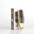 Pettine da massaggio per capelli dorato portatile con manico ergonomico e design pulizia. - Manico Corto (21.PS2020) / Imballaggio in scatola / placcatura in oro