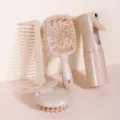 Juego de cepillos para el pelo de paja de trigo, peine antiestático y atomizador de spray. - Set de 4 piezas / Beige