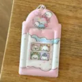 Pink cute 3-inch photocard holder keychain for idol photocards and campus ID cards. - Seal Family 3-Inch Card Sleeves