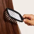 Brosse à cheveux démêlante avec design en grille creuse pour cheveux secs et humides. - Blanc-Manche Noir