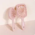 Set de cepillo de cabello de paja de trigo, peine rosa de masaje y hueco para cuidado diario. - Set de dos piezas / Rosa
