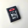 Album portafoto nero retrò da 3 pollici con design a cassetta per le cartoline di idol. - Stile Video da 3 Pollici / 40 Tasche / Nero