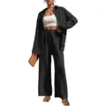 Lässiges zweiteiliges Outfit mit schwarzem Langarmhemd und passenden weiten Hosen. - S / Oben Und Unten / Schwarz