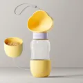 Tragbare Hunde-Wasserflasche mit Futterbehälter, auslaufsicherer Haustier-Trinkbecher für unterwegs. - Hitzebeständige Wolke Gelb Trinken & Fressen - 350ml+200ml / Für Katzen und Hunde geeignet