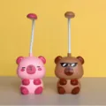 Lampada da scrivania USB ricaricabile con orso kawaii per lettura e luce notturna. - Lampada da scrivania orso JS6816