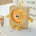 Simpatico ventilatore USB da tavolo quadrato a forma di formaggio con design cartone animato, 3 velocità. - Giallo