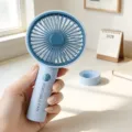 Mini ventilatore portatile a mano USB ricaricabile ventilatore da tavolo colore azzurro - Blu