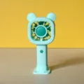 Mini ventilatore portatile da mano azzurro con orecchie d'orso e base da scrivania. - Orecchie tonde JS58 (2 velocità) verde
