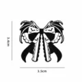 Gotico Halloween Ali Di Pipistrello Fiocco Spilla Lega Smalto Accessorio Borsa - Stile Pipistrello Nero e Bianco (CZ3518-1)