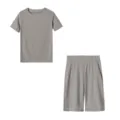 Conjunto deportivo de yoga para mujer con top de manga corta texturizado gris y pantalones. - S / Top y Pantalones / Gris