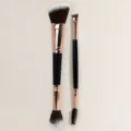 Detail view of the 2-piece double-ended makeup brush set, featuring soft bristles. - 2 Pieces Double-Ended Black