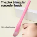 Rosa dreieckiger Concealer-Pinsel für makellose Gesichtskonturierung und präzises Make-up. - Rosa