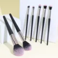 Professional 7-piece black makeup brush set with soft gradient bristles for daily makeup. - 7 Pcs Set / Black