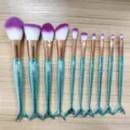 Set de 10 brochas de maquillaje sirena con cerdas moradas degradadas y colas azules. - Juego de 10 Piezas / Juego de 10 Piezas / Azul