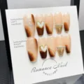 Handgemachte künstliche Fingernägel braun Farbverlauf Herz Strass Acryl Nagelkunst Set 10tlg - XS / Mittellanger Sarg (409)