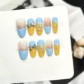 Handgefertigte blaue gelbe künstliche Nägel mit süßer Schleife und Blumen für den Alltag. - Extra Klein (XS) / Blau-Gelb Verlauf 3D Schleife Blume Stil (W453) / 10 Stück