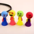 Conjunto de juguetes de descompresión de muñeca de resorte EVA colorida, juguete de salto divertido. - Duende Saltarin Mediano / 3x6cm