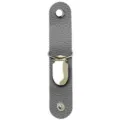 Clip per cappello in ecopelle PU grigia con bottone a pressione in metallo e gancio per borsa. - Grigio