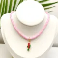 Collier en cordon tissé rose avec joli pendentif poisson émaillé coloré pour bijou DIY élégant. - Ensemble Pendentif et Chaîne (Q01-4)