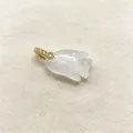 Natuurlijke kwarts kristal handgesneden kleine vis hanger met vergulde strass ring sieraden - Hanger Zonder Ketting / Bergkristal