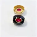 Perle tonneau DIY plaquée cuivre avec pierre rouge, idéale pour colliers et bracelets. - B café noir juillet rouge / Accessoire seul (sans cordon)