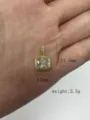 Exquisites Detail des rechteckigen Zirkon-Anhängers, vergoldetes Messing, schöner Rand. - Rechteckiger Zirkonia (Z09)