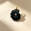 Élégant pendentif coquillage en pierre noire sculptée avec anneau en or et diamant - 14# obsidienne