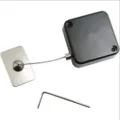 Boîte de sécurité rétractable en câble d'acier avec plaque de base de montage et clé Allen. - 44mm